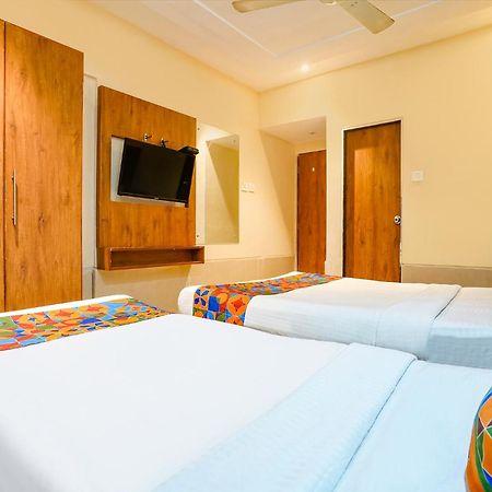 מומביי Fabhotel Regal Inn מראה חיצוני תמונה