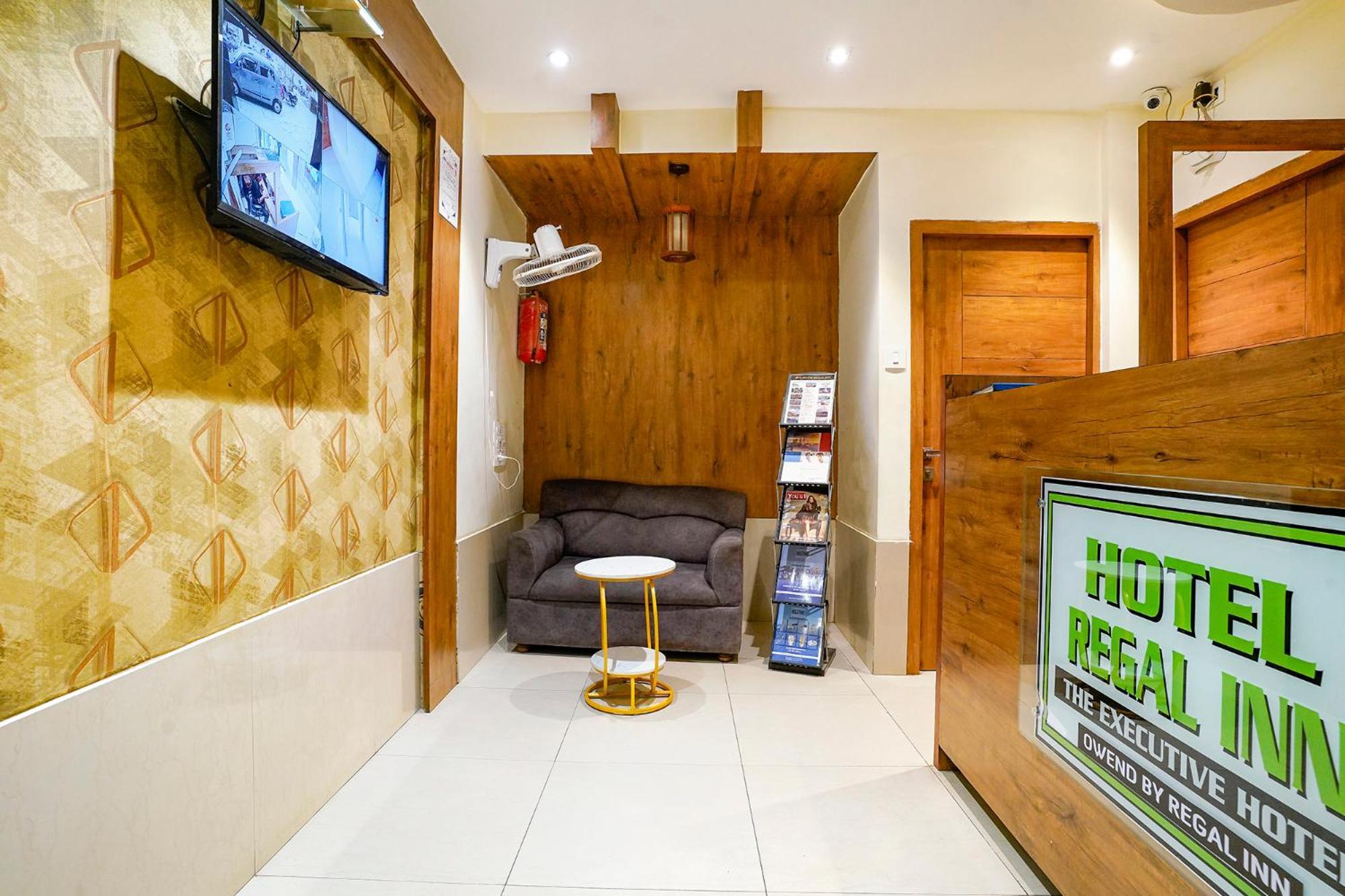 מומביי Fabhotel Regal Inn מראה חיצוני תמונה